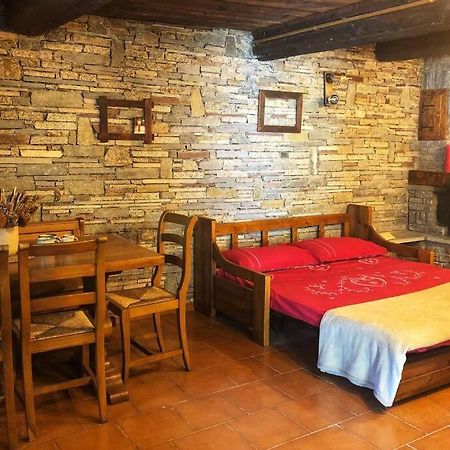 Monolocale Rustico Di Montagna Διαμέρισμα Antey-Saint-André Εξωτερικό φωτογραφία
