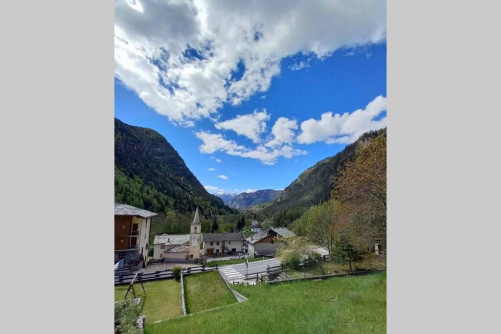 Monolocale Rustico Di Montagna Διαμέρισμα Antey-Saint-André Εξωτερικό φωτογραφία