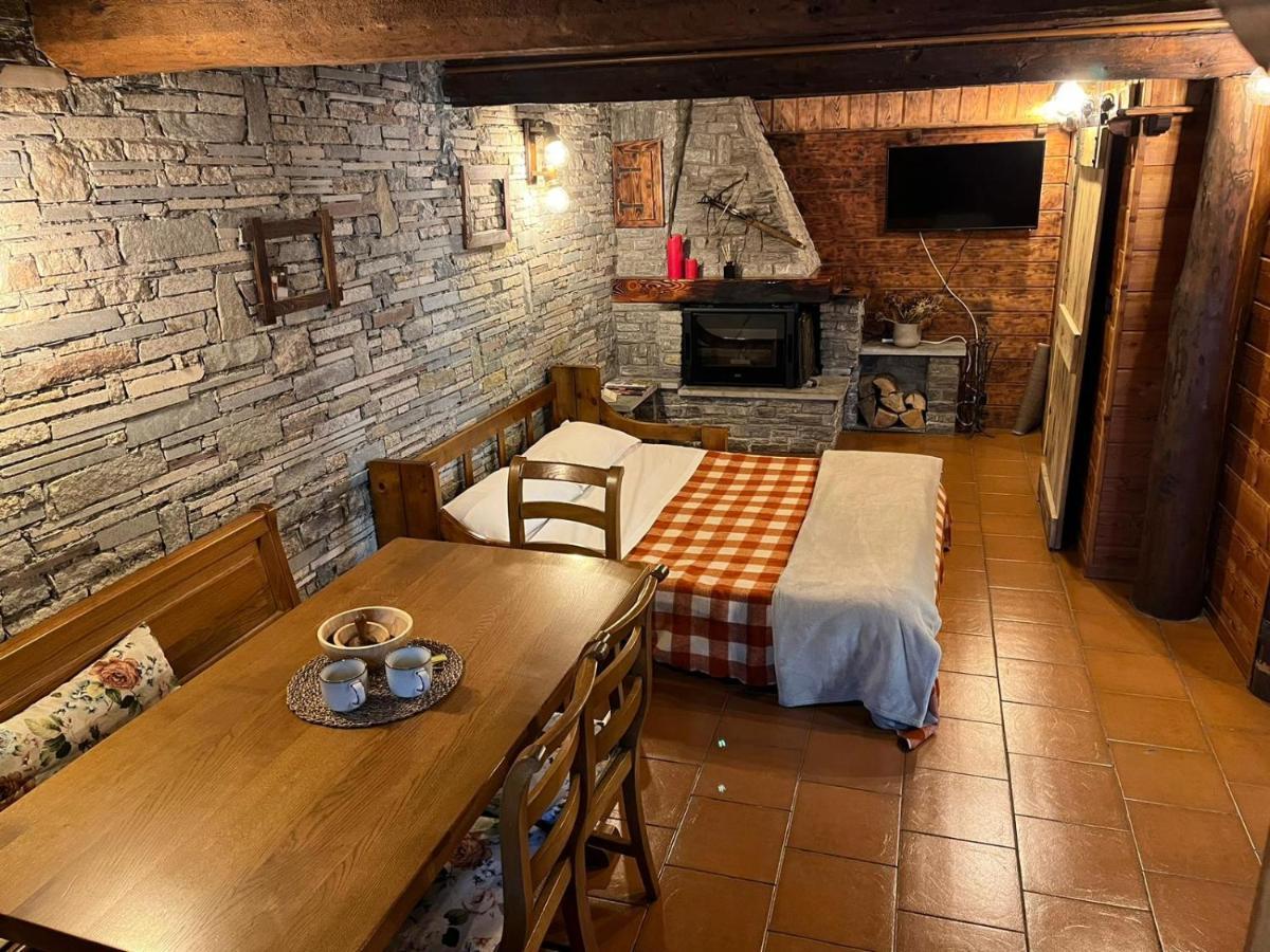 Monolocale Rustico Di Montagna Διαμέρισμα Antey-Saint-André Εξωτερικό φωτογραφία