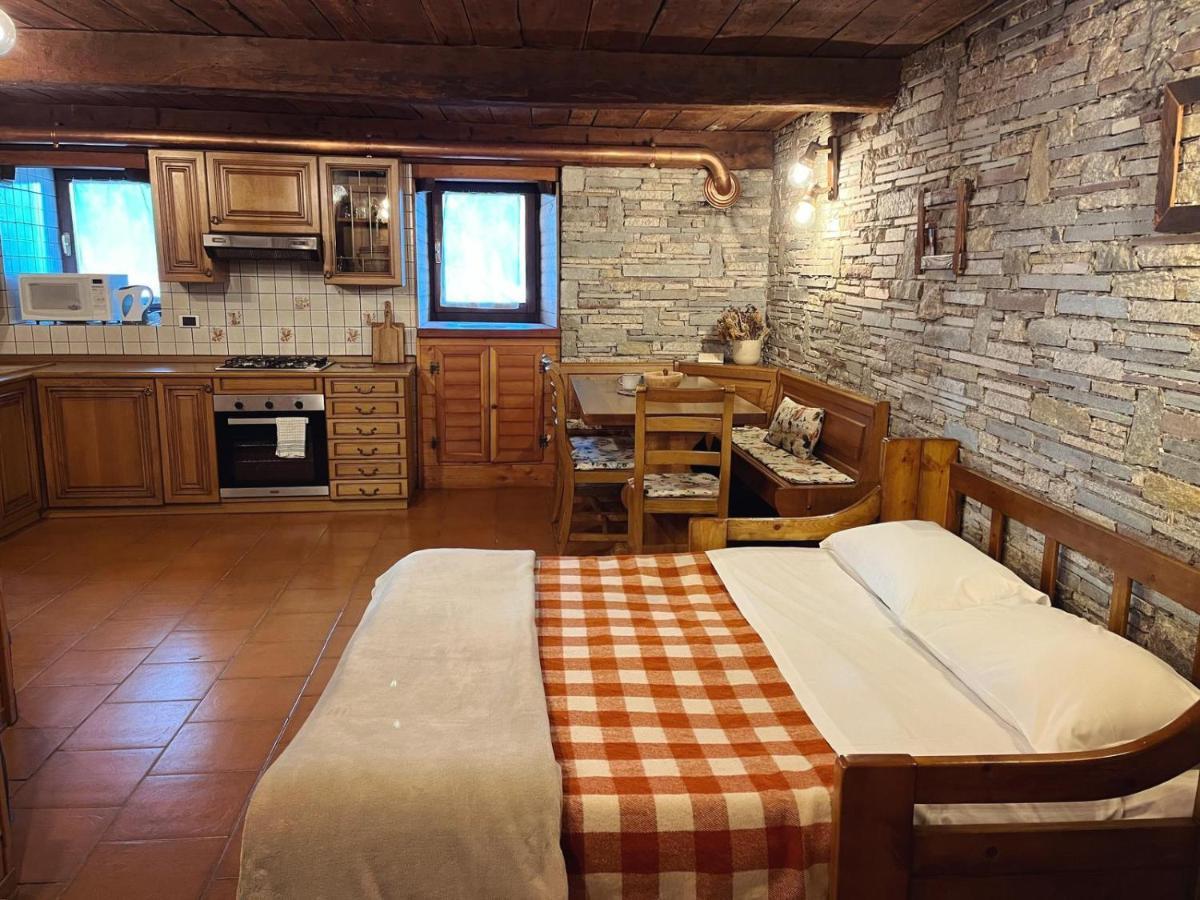 Monolocale Rustico Di Montagna Διαμέρισμα Antey-Saint-André Εξωτερικό φωτογραφία
